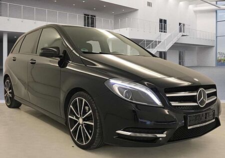 Mercedes-Benz B 180 *1.Hand*Sport-Paket*