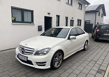 Mercedes-Benz C 200 (BlueEFFICIENCY) Avantgarde