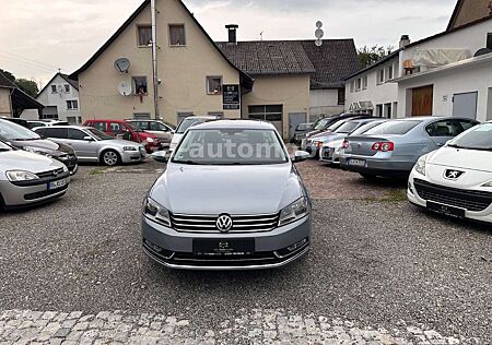 VW Passat Volkswagen Highline * AHK * 2. Hand * Schiebedach *