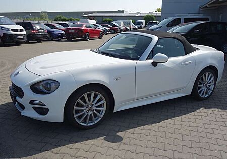 Fiat 124 Spider Lusso *Premium-Sicht-Radio-Paket *