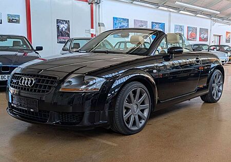 Audi TT Roadster 3.2 Quattro