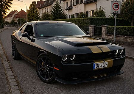 Dodge Challenger Hemi SRT