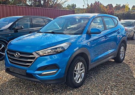Hyundai Tucson blue Classic 2WD+1. Hand+USB+Freisprech.+