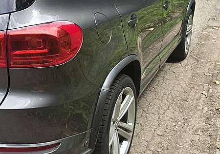 VW Tiguan Volkswagen 2.0 TDI DPF 4Motion Track & Style