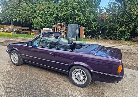 BMW 318 Sondermodel Design Edition