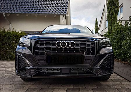 Audi Q2 35 TFSI S tronic S line, Feinnappaleder,