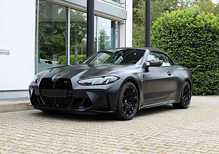 BMW M4 Comp Cabrio xDrive / CARBON INT.+EXT. / INNO