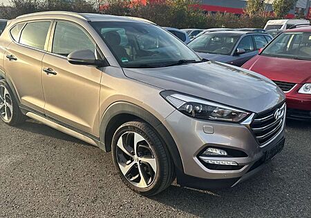 Hyundai Tucson Premium 4WD,AHK,Leder,Navi,Kamera,TÜV Neu