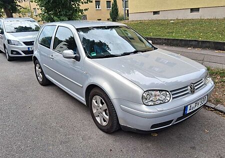 VW Golf Volkswagen 1.6 Benzin
