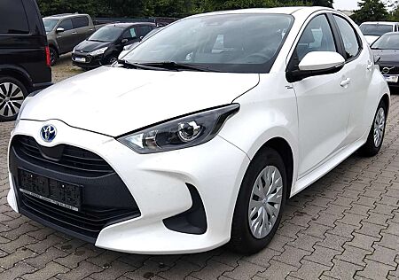 Toyota Yaris Hybrid Comfort, Allwetter, AHK abnehmbar