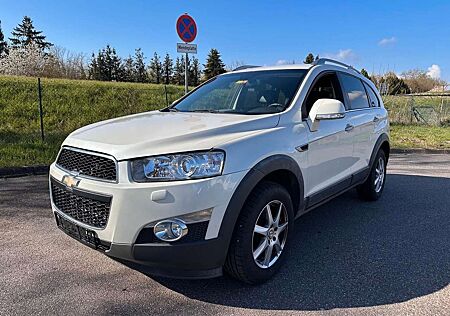 Chevrolet Captiva 3.0 V6 LTZ 4WD AUTOMATIK 7 Sitzer