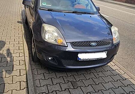 Ford Fiesta Style