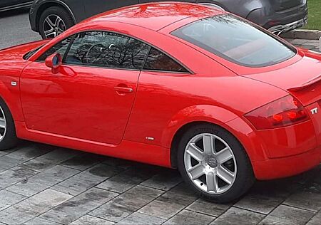 Audi TT Coupe 1.8 T quattro