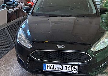 Ford Focus Turnier 1.0 EcoBoost Start-Stopp-System Business E