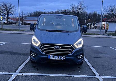 Ford Tourneo Custom