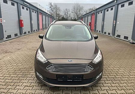 Ford Grand C-Max Titanium