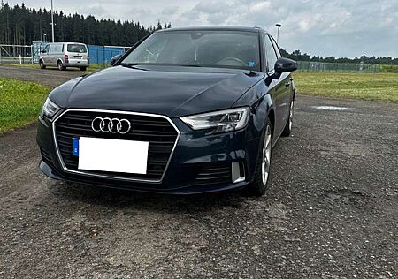 Audi A3 35 TFSI sport Standhzg, Lenkradhzg,Alcantara, Pano