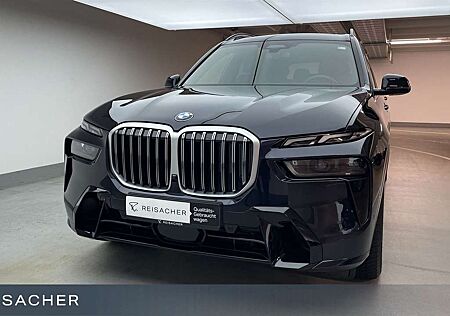BMW X7 xDrive40i A M-Sport,SkyLou,AHK,DAProf,Leder,A
