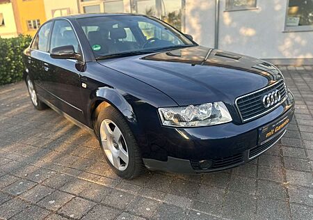 Audi A4 2.0 Automatik *Klima*Wenig km*AHK