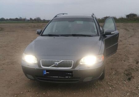 Volvo V70 2.4D Aut. Momentum