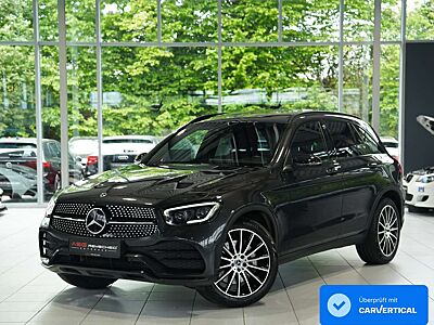 Mercedes-Benz GLC 300 d 4M AMG Line *2.HD *20 *Digital *Pano
