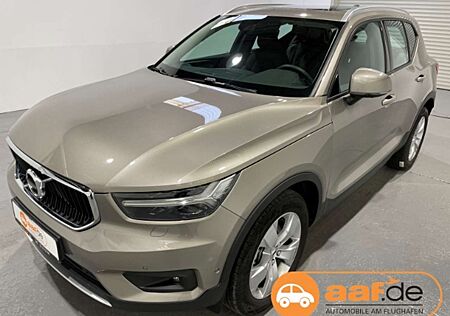 Volvo XC 40 XC40 Momentum AWD Automatik EU6d Leder Navi Tempomat