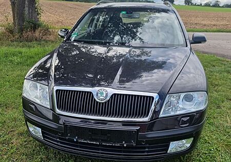 Skoda Octavia Combi 2.0 FSI Automatik Ambiente