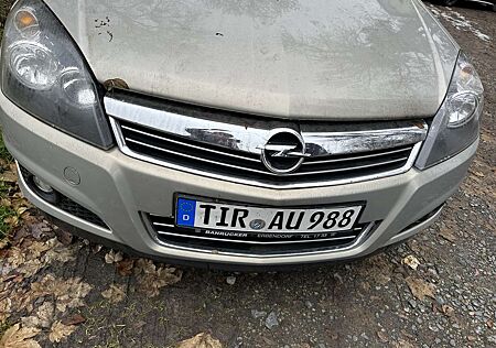 Opel Astra 1.6 Turbo Sport