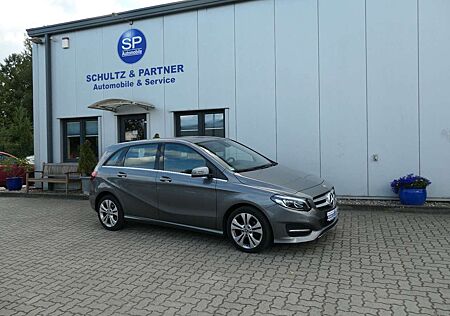 Mercedes-Benz B 180 CDI // Scheckh., AHK, Kamera uvm!