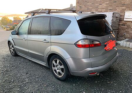 Ford S-Max 2.5 Titanium