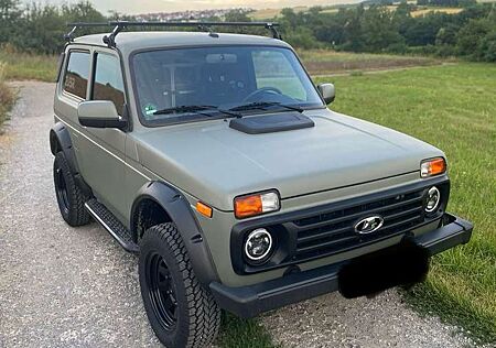 Lada Urban 4x4