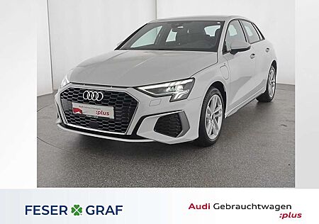Audi A3 S line 40 TFSI e S tronic LED/ smatphone int./ DAB