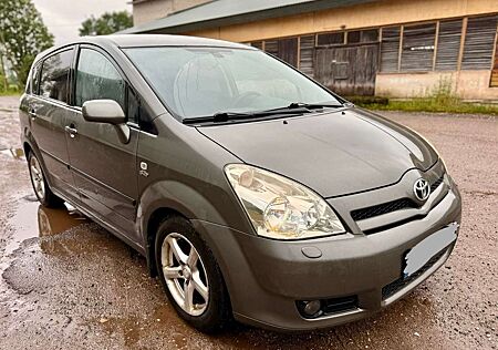 Toyota Corolla Verso 2.0 D-4D 7 Seat 5 Gear