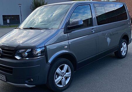 VW T5 Multivan Volkswagen Multivan 4MOTION PanAmericana