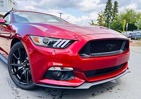 Ford Mustang GT Convertible V8 ACC
