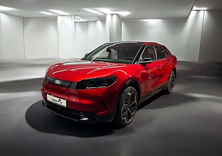 Ford Capri RWD Premium