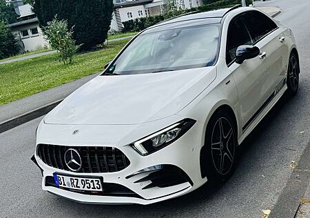 Mercedes-Benz A 200 7G-DCT AMG Line AMG paket AMG Styling Turbo