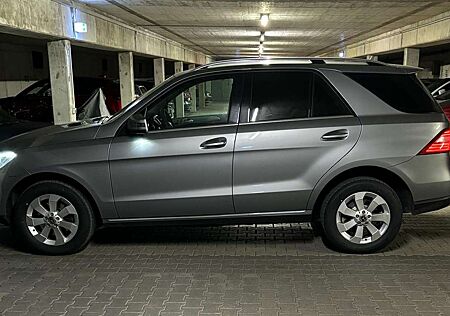 Mercedes-Benz ML 350 BlueTEC 4MATIC 7G-TRONIC