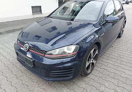 VW Golf GTI gebraucht kaufen VW Golf GTI Volkswagen GTI BMT " DSG "NAVI"135TKM"
