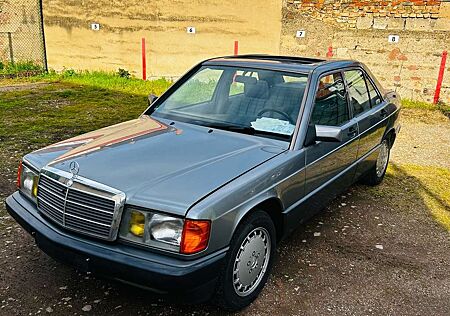 Mercedes-Benz 190 E 2.0