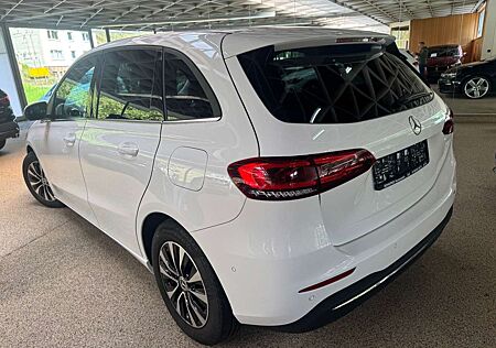 Mercedes-Benz B 180 d Style