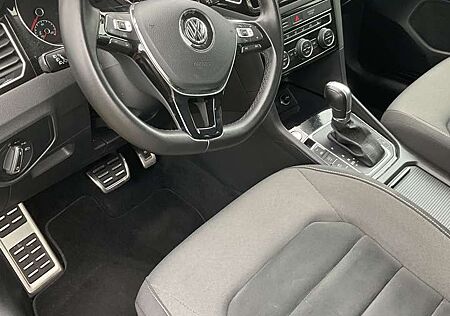 VW Golf Sportsvan Volkswagen Highline