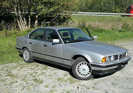 BMW 525iX 525