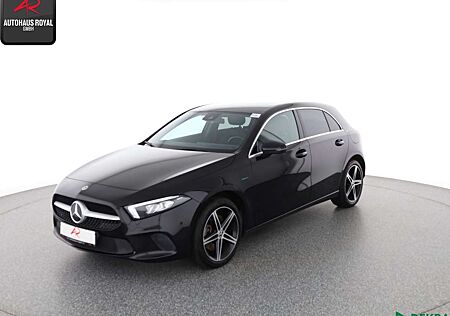 Mercedes-Benz A 250 e PROGRESSIVE WIDE,KAMERA,AMBIENTE,CARPLAY