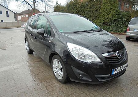 Opel Meriva B Design Edition/ 1. Hand