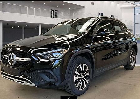 Mercedes-Benz GLA 250 e VollLeder*Led*Navi*Kamera*DAB*Sound*Vi