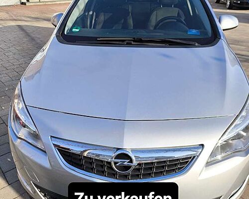 Opel Astra 1.7 CDTI DPF Sport