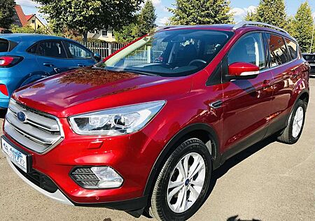 Ford Kuga 1.5EcoB.''Titanium''Bi-Xenon,Panorama,Kamera