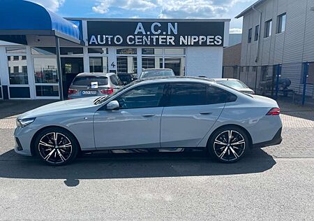 BMW 540 d xDrive M Sport Panorama Leder LED Navi
