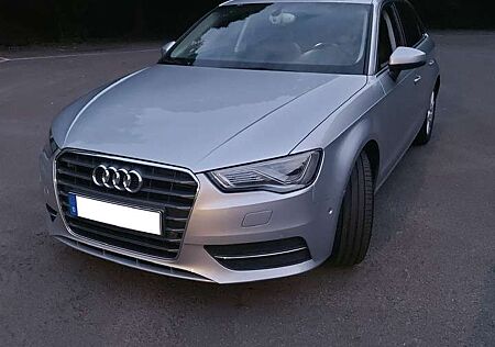 Audi A3 1.4 TFSI cylinder on demand ultra Sportback S t Am